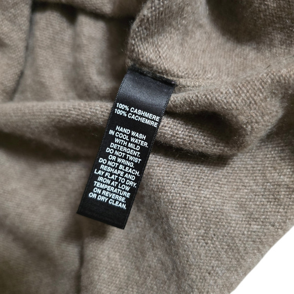 Saks fifth avenue cashmere light brown lightweight cowl neck sweater - Picture 5 of 5